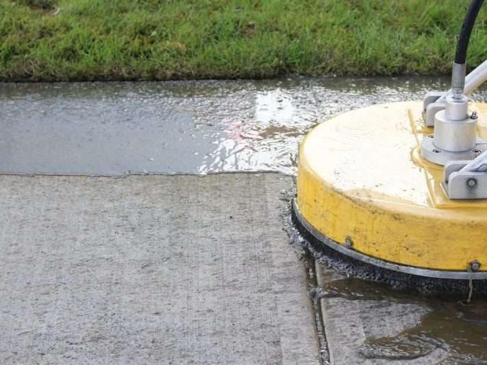 professional walkways cleaning at fuse power washing